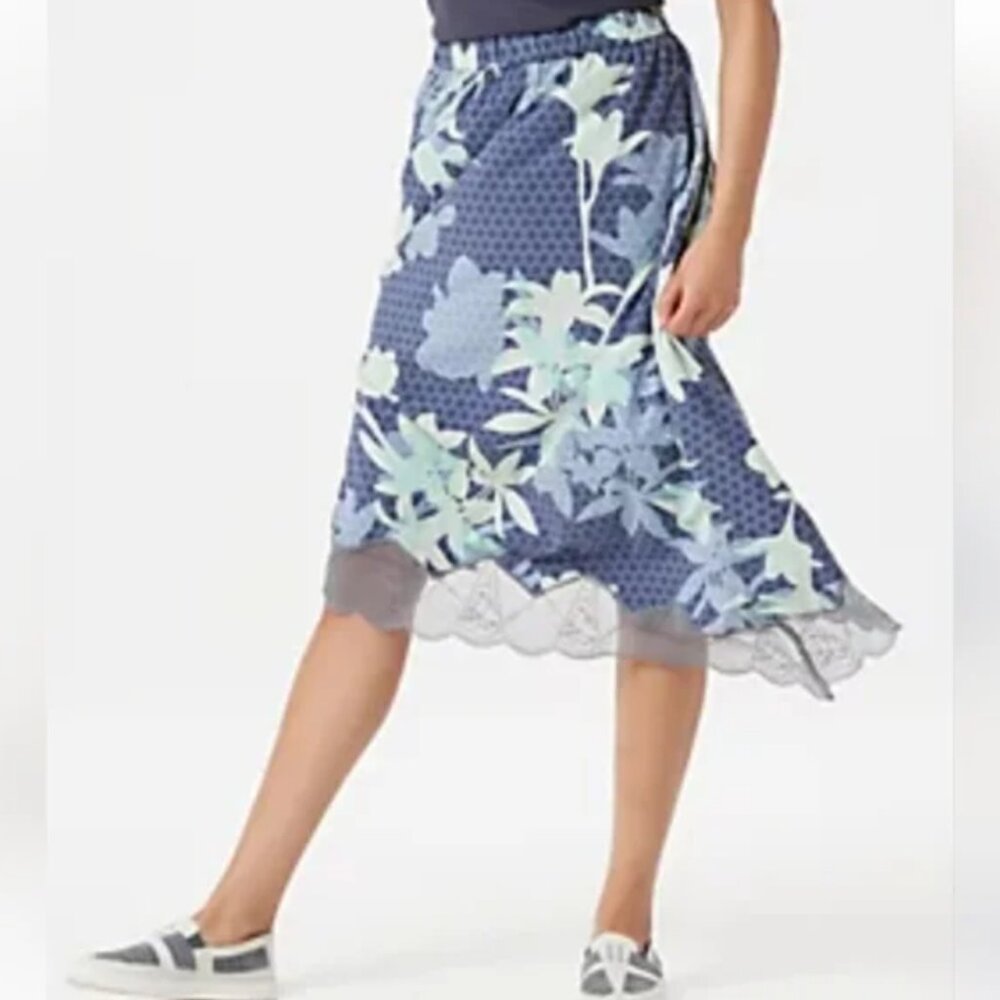 LOGO by Lori Goldstein Printed Bi-Stretch Skirt with Lace S